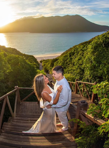 Larissa y Marcos al atardecer